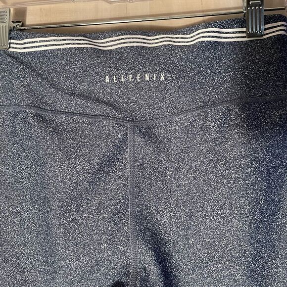 All Fenix blue leggings, size small‎ - Picture 6 of 16